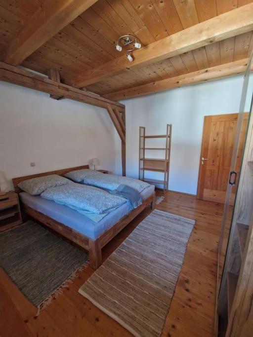 Wohnung Mit Garten Pettenbach Eksteriør billede